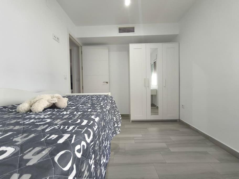 Piso En El Arenal - Arcangel - A/a Central Y Wifi * Cordoba